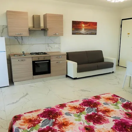Saturnotel & Family Apart Otel *